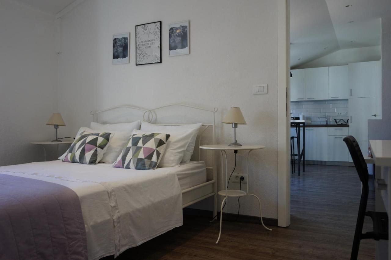 Apartment Cosy & Sweet Макарска Экстерьер фото
